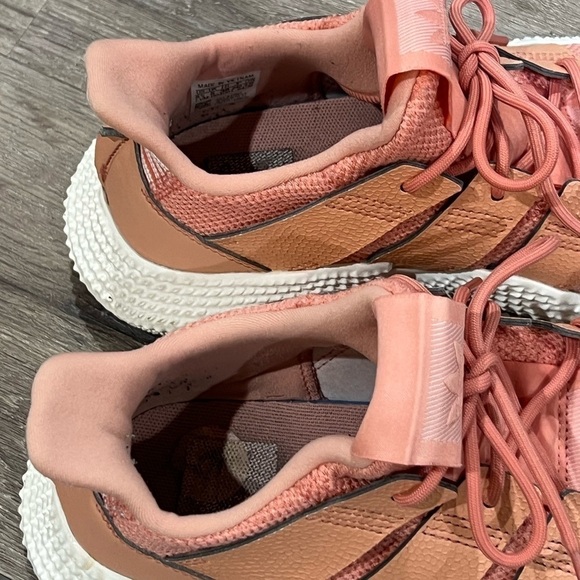 Women’s 5.5 Adidas EVM Woven Knit Pink Flyknit Tennis Sneakers EUC - Picture 8 of 9